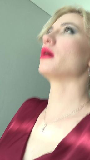 718 Your Deviant Woman Boss