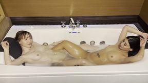 wet babes having fun in bathtub / rimming / scissoring / foot sucking