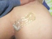 Me quito el condon y me vengo en las nalgas de mi cuñada para que le enseñe el video a su esposo
