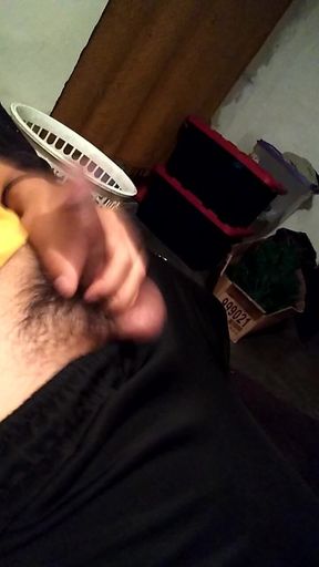 Put on a Yellow Shirt to Look the Same