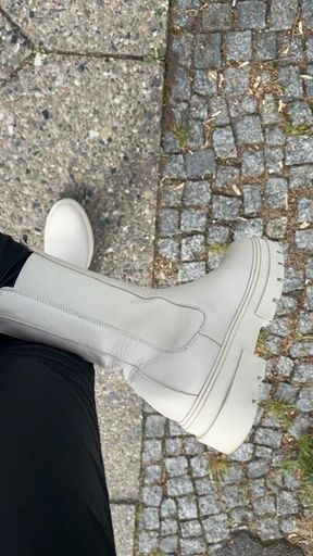 Beige Tommy Hilfiger Boots 👢 🔥