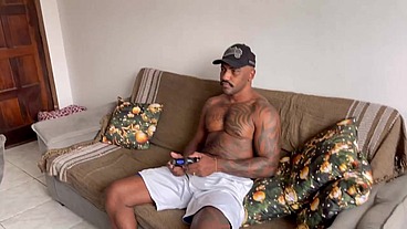 Putinha argentina me mamando em quanto jogo vídeo game