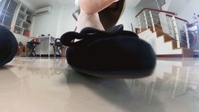 MOMO giants pov trampled and rubbed with smelly feet