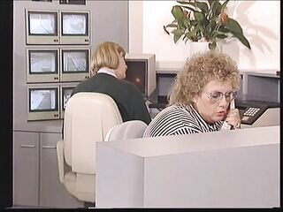 Le Mogli dello Sceicco - (FULL MOVIE SCENE HD Version)