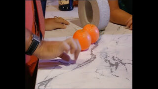 Abspritzen, Sperma im Mund, Muschi lecken, Doppelpenetration – Mandy Bright, Rita Faltoyano, Sophie Angel, Vanessa Mae und Vivienne La Roche bekommen einen Schwanz vom Arsch in den Mund von den großen Schwänzen Franco Trentalance und Neeo