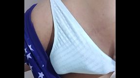 Flashing my panty at public comfort room