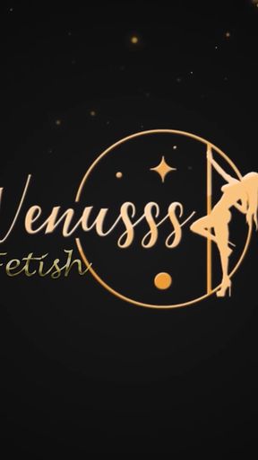 Venus and Luana in Deep Hand Fetish