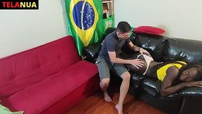 fernanda chocolatte joga as bolas nesse bundao japa loki no ritmo da copa do mundo 2022