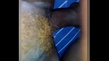 Bucetinha descolorida para o carnaval