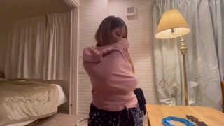 【個人撮影】 罰ゲームありのパーティーゲームでリモコンバイブ潮吹き♡我慢できず中出しSEXおねだり♡ HENTAI/個人撮影/ハメ撮り/看護師/潮吹き/中出し