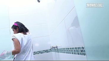 Latina Maid in Tight Outfit Gets Wet Cleaning the Bathroom