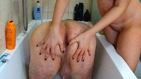 Homemade wife takes it in the ass and gets a creamy pie