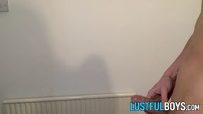 Sexy Twink Ryo Foxx gives himself self-gratification by jerking with his toy