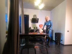 Strapon Lesbian and Latex Rubber Home Fun
