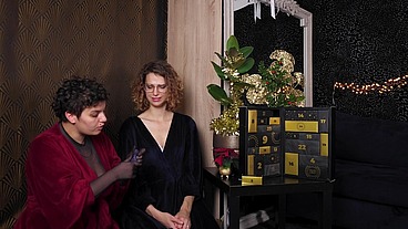 Sextoy Advent Calendar Day 5: The 24 days of pleasure with @melodyfluffington and @nohya_lingerie!