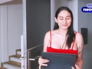 Hermanastra astuta intercambia con mi muñeca sexual  mientras juego VR jenifer play
