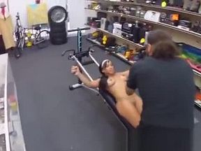 Amateur lesbian park Muscular Chick Spreads Eagle For Cash!