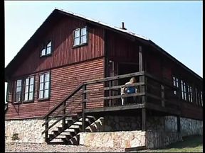 Country housewife gets her slammed outdoors