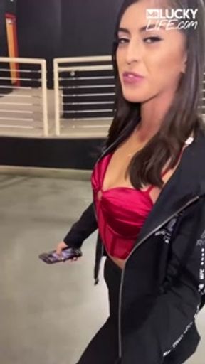 Cageside Arm Candy In Orlando With Latina Babe Sophia Leone