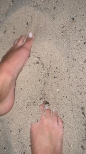 Sandy Soles ASMR – Sensual Beach Footplay