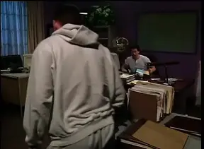 Horny vintage babe licks and sucks huge cock