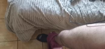 Jerk off Abs leads to later but extreme cumin