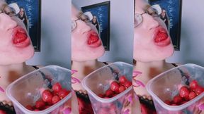 Asmr Strawberry Eating - Asmr, Eye Glasses, Gianess, Lipstick, Big Lips, Mough, Food, Face Fetish, Long Nails