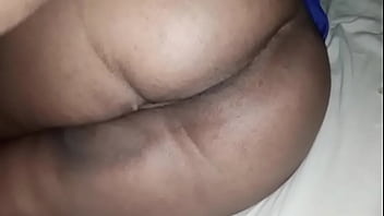 Flagrei minha irm&atilde_ assistindo porno no xvideos, e fodi sua buceta em troca de n&atilde_os contar pr&oacute_s nossos pais