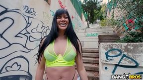 Brunette Yenifer gets her anal done in public