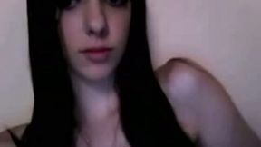 I am a busty webcam charmer and I love masturbating on webcam
