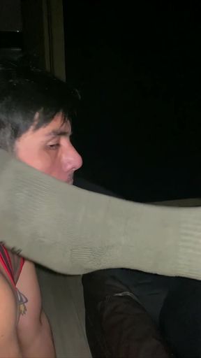 Deepthroat and Obedience FeetTest Pt.1