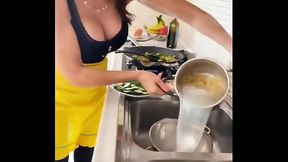 PORCONA FAMOSA ..scola la pasta...