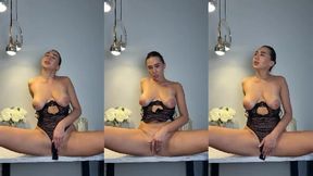 Social Media Creator @AminaSky @Female Masturbation and #Brunette #Natural Big Tits #Shaved Pussy #Solo sexy gratis porn | Tik.Porn