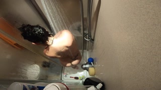 SHOWER LATINA