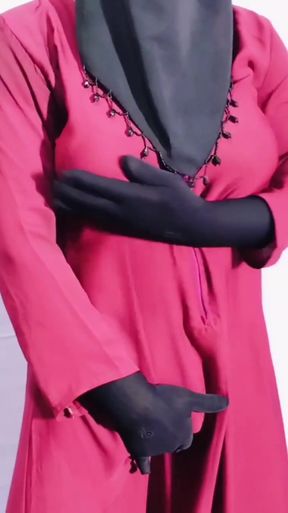 Beautiful sexy village woman   Clip 1