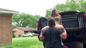 Brunette girl gets her pussy eaten in the trunk