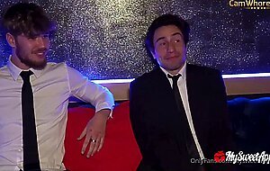 Mysweetapple and tysria fucked at the stripclub