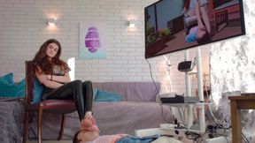 Lisa Watching Her Own Clips - HD 1920x1080