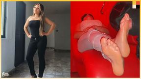 Colombian Chubby Hoe Gets Her Feet Licked & Toes Sucked
