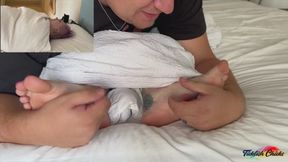 Fetcon '25: Lolos10toes Wrapped Up and Tickling Her on Her BBW Feet and Toes Pt1
