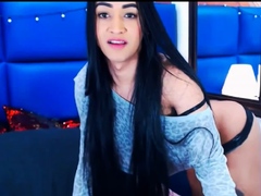 Amateur Shemale Horny Playing Herself on Cam