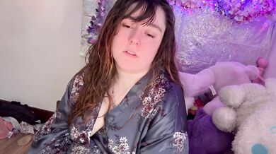 My cheating girlfriend gets fucked raw by my roommate while I watch her perfect shaved pussy drip