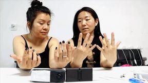 4K ERER LELE shows off his hands