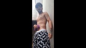 garoto solo ( novinho saliente flakael )