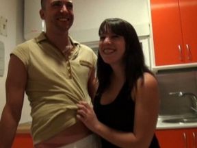 A fan of David, her vision come true: El Moreno between her legs. Ainhoa makes a crazy thing