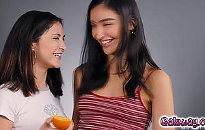 Emily and Jane shows incredible chemistry in oral sex