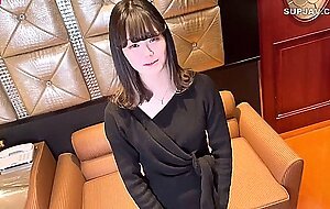 Smartphone angle * 18 years old! suzu-chan, the nurse's egg! even though she has a baby-faced anime