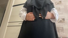 Khalifa in Hijab Masturbates in the Kitchen