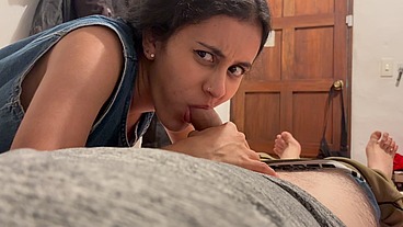 Sexo a escondidas con la seductora mejor amiga de mis novia