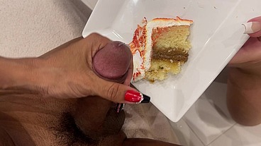 Putinha não se aguentou e quis participar da putaria